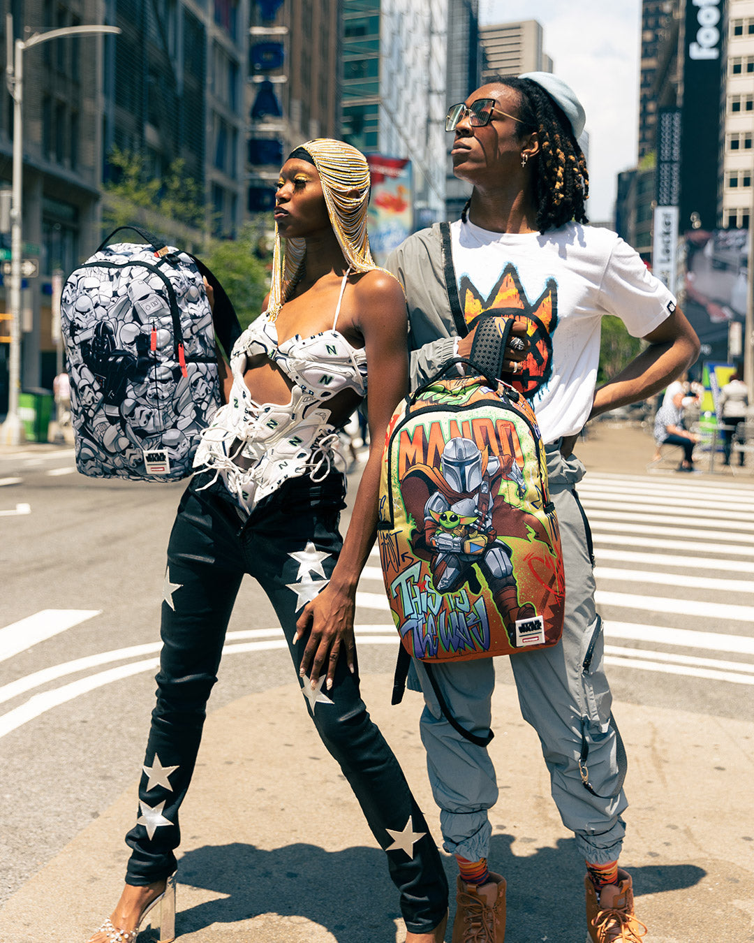 STAR WARS: MANDO ON THE RUN BACKPACK (DLXR)